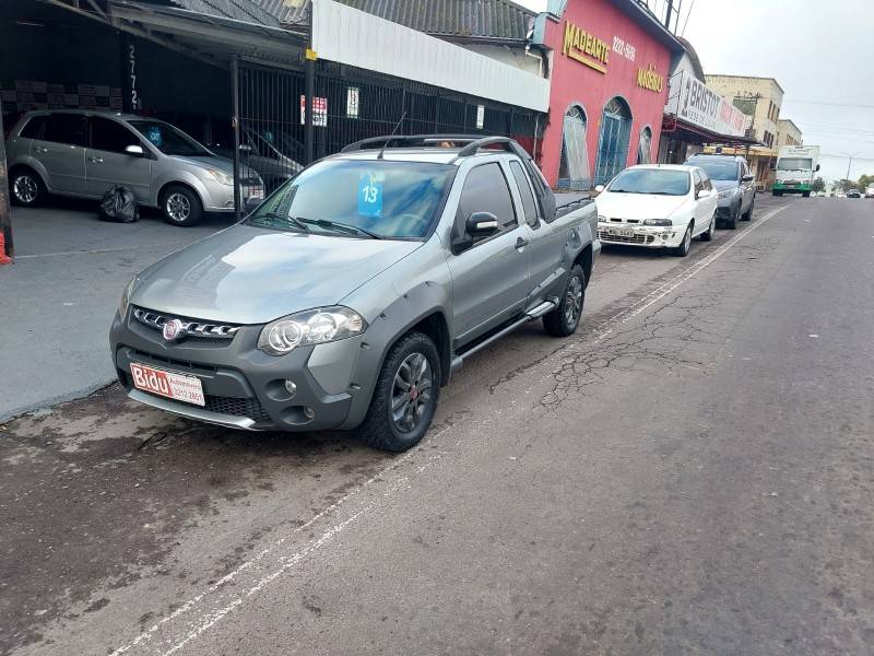 FIAT - STRADA - 2013/2013 - Cinza - R$ 53.800,00