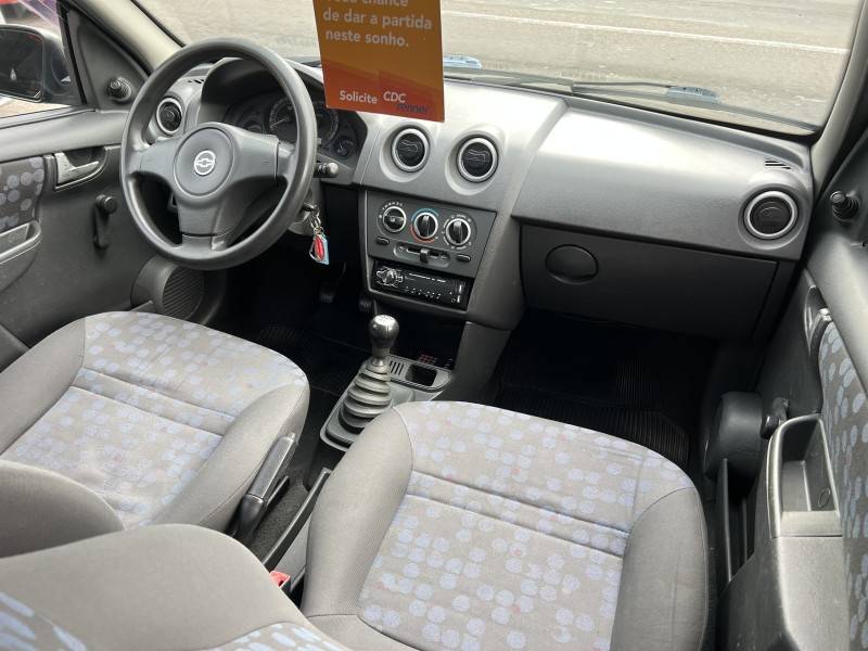 CHEVROLET - PRISMA - 2009/2010 - Preta - R$ 27.500,00