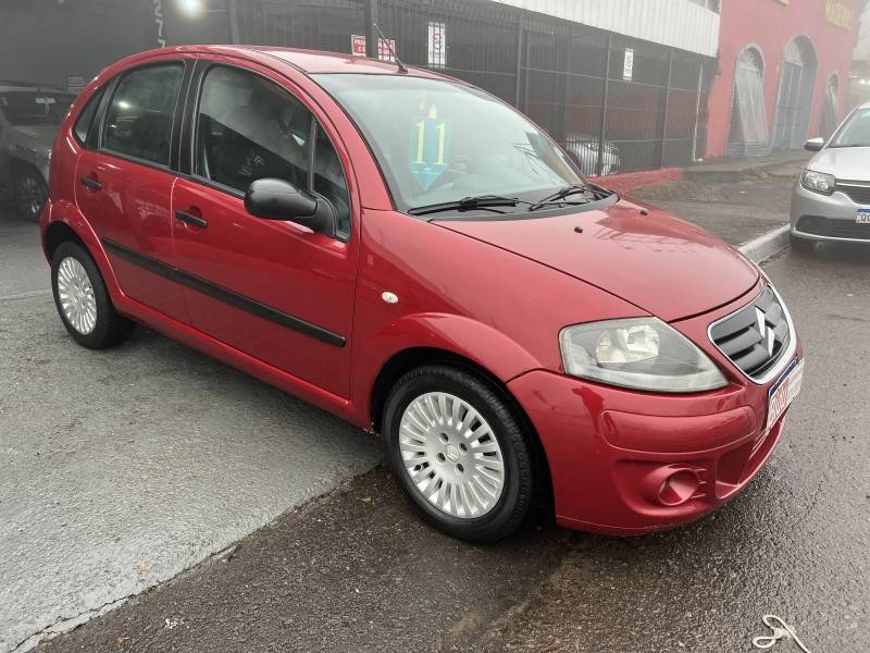 CITROËN - C3 - 2010/2011 - Vermelha - R$ 24.900,00
