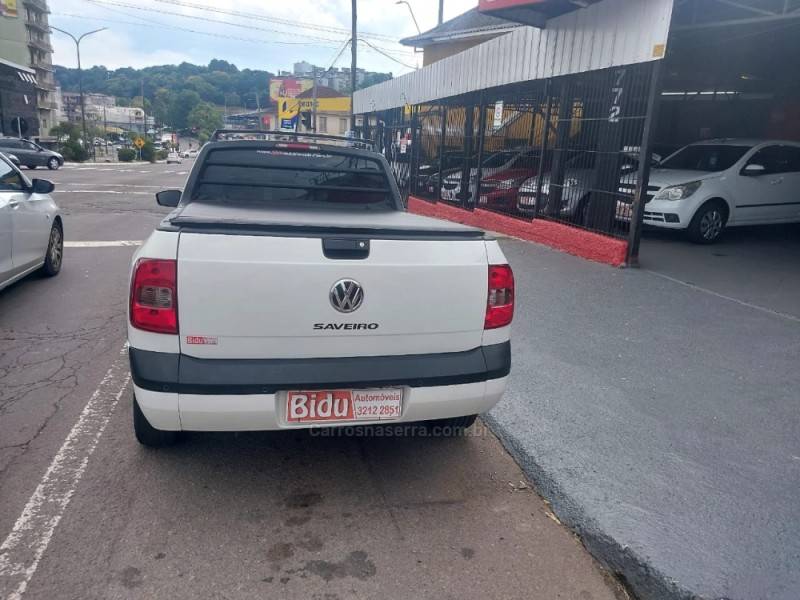 VOLKSWAGEN - SAVEIRO - 2015/2016 - Branca - R$ 59.900,00