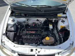 CHEVROLET - CELTA - 2004/2004 - Branca - R$ 18.900,00