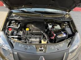 RENAULT - SANDERO - 2012/2013 - Verde - R$ 41.900,00