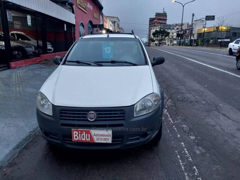 FIAT - STRADA - 2012/2013 - Branca - R$ 43.900,00