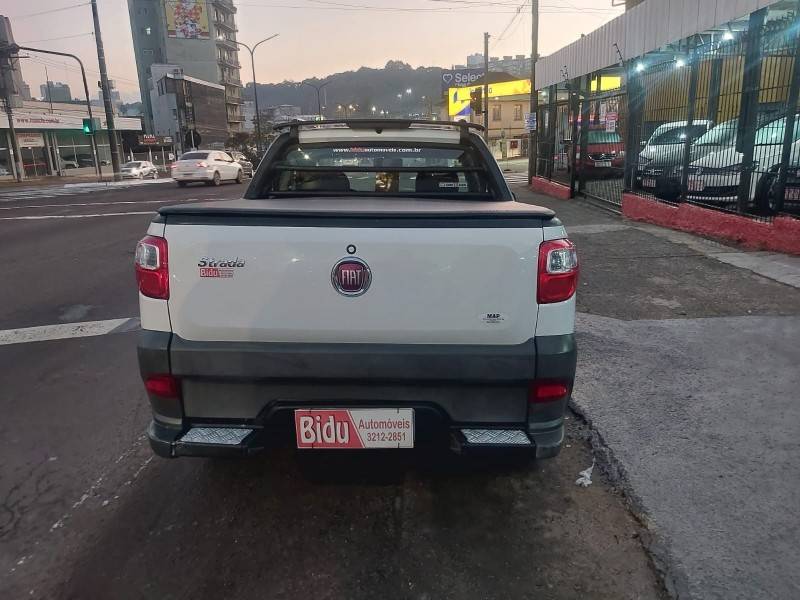 FIAT - STRADA - 2015/2016 - Branca - R$ 51.900,00
