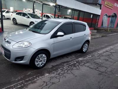 FIAT - PALIO - 2013/2014 - Prata - R$ 39.900,00