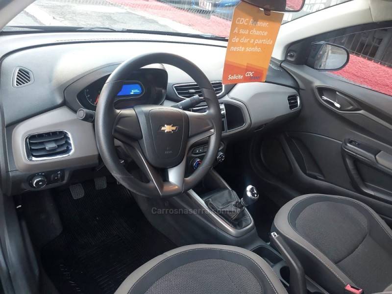 CHEVROLET - PRISMA - 2013/2013 - Preta - R$ 44.800,00