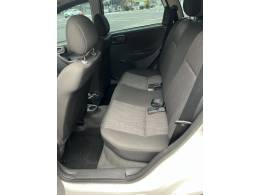 CHEVROLET - CORSA - 2012/2011 - Branca - R$ 33.900,00