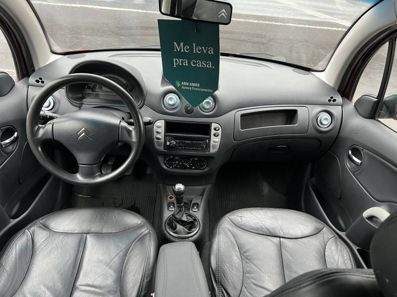 CITROËN - C3 - 2010/2011 - Vermelha - R$ 24.900,00