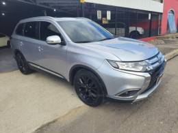 MITSUBISHI - OUTLANDER - 2017/2017 - Prata - R$ 105.900,00