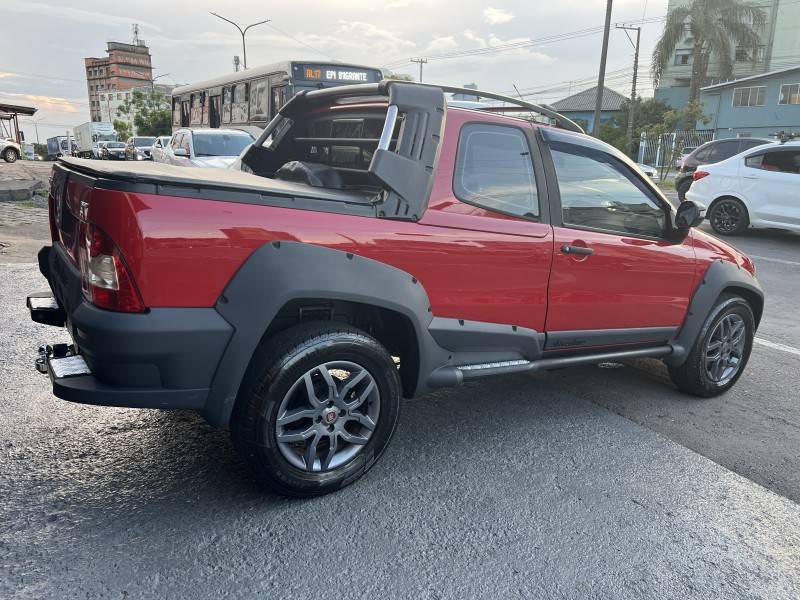 FIAT - STRADA - 2013/2013 - Vermelha - R$ 61.900,00