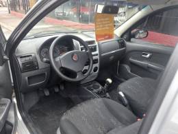 FIAT - STRADA - 2009/2009 - Prata - R$ 38.900,00