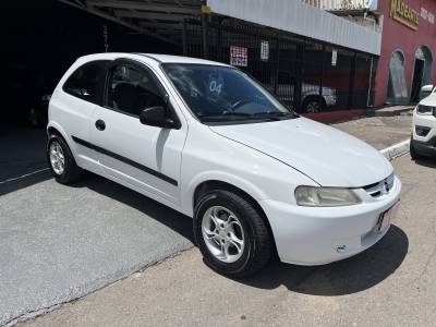 CHEVROLET - CELTA - 2004/2004 - Branca - R$ 18.900,00