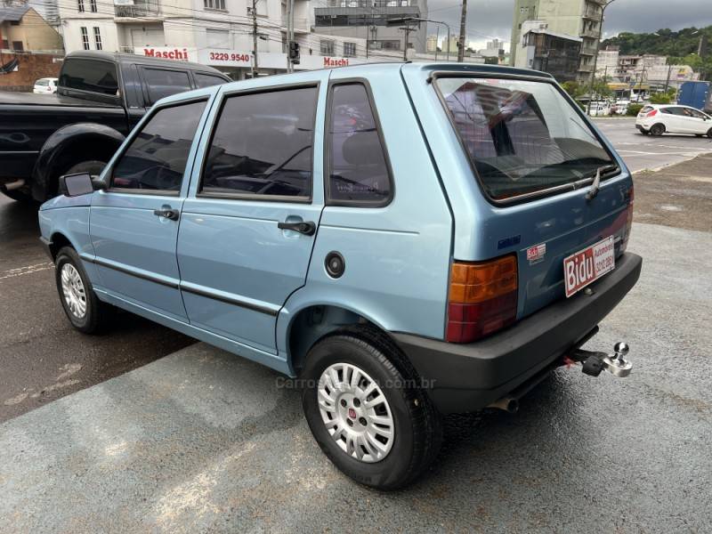 FIAT - UNO - 1997/1997 - Azul - R$ 18.900,00