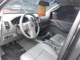 NISSAN - FRONTIER - 2010/2011 - Preta - R$ 82.900,00