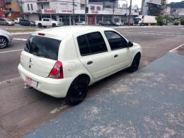 RENAULT - CLIO - 2013/2014 - Branca - R$ 26.800,00