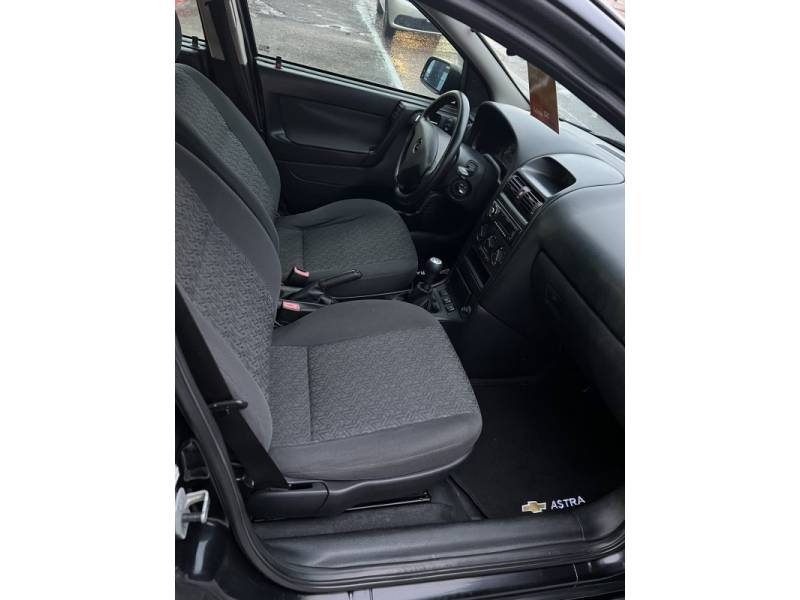 CHEVROLET - ASTRA - 2007/2007 - Preta - R$ 32.900,00