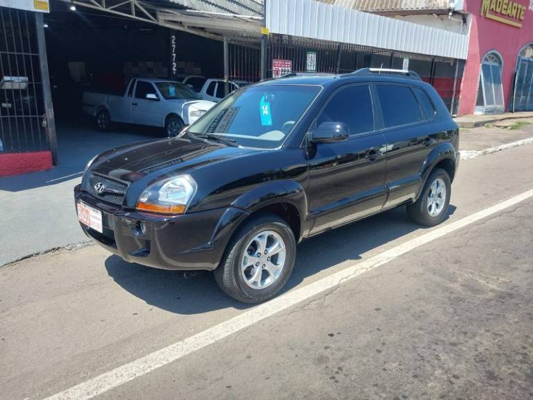 HYUNDAI - TUCSON - 2013/2014 - Preta - R$ 55.800,00