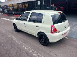 RENAULT - CLIO - 2013/2014 - Branca - R$ 26.800,00