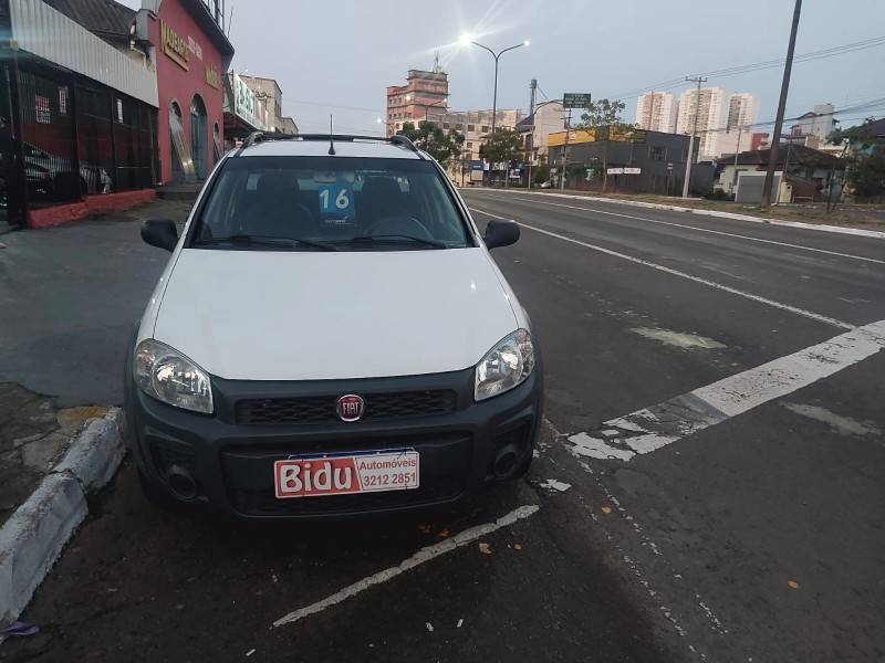 FIAT - STRADA - 2015/2016 - Branca - R$ 51.900,00