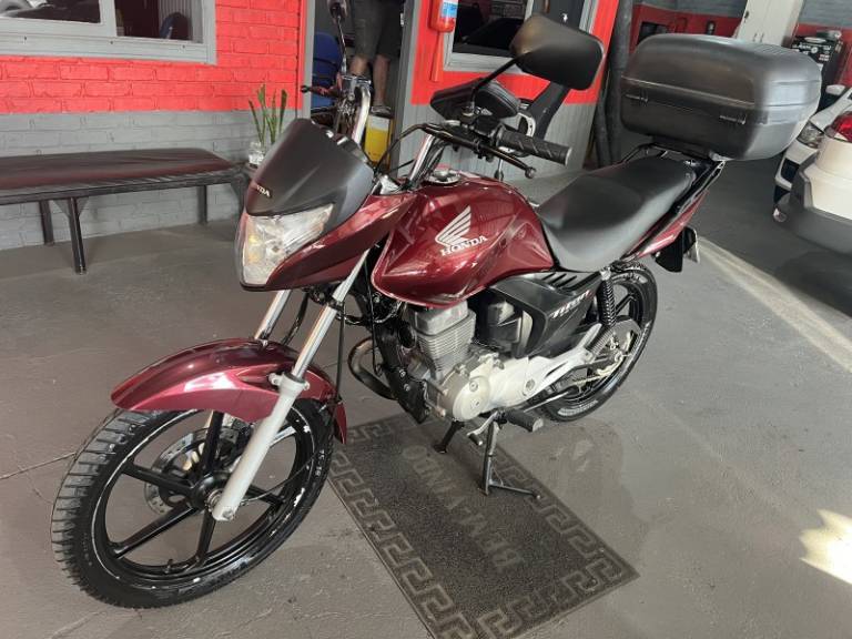 HONDA - CG 150 - 2011/2011 - Vermelha - R$ 13.900,00