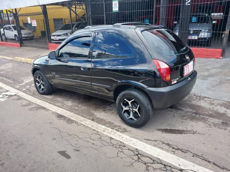 CHEVROLET - CELTA - 2010/2010 - Preta - R$ 23.900,00