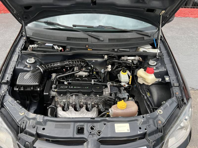 CHEVROLET - PRISMA - 2009/2010 - Preta - R$ 27.500,00