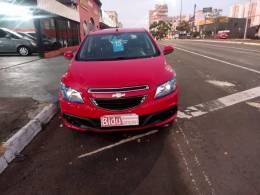 CHEVROLET - ONIX - 2014/2015 - Vermelha - R$ 49.800,00