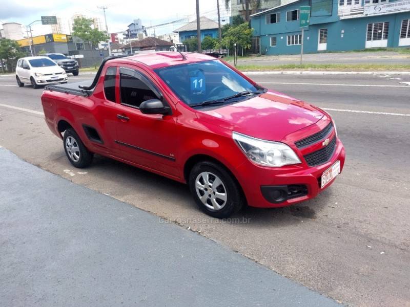 CHEVROLET - MONTANA - 2011/2011 - Vermelha - R$ 39.900,00